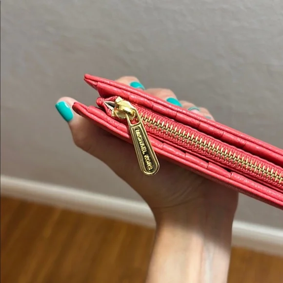 Michael Kors Light/Soft Red Leather Wallet - Picture 8 of 14